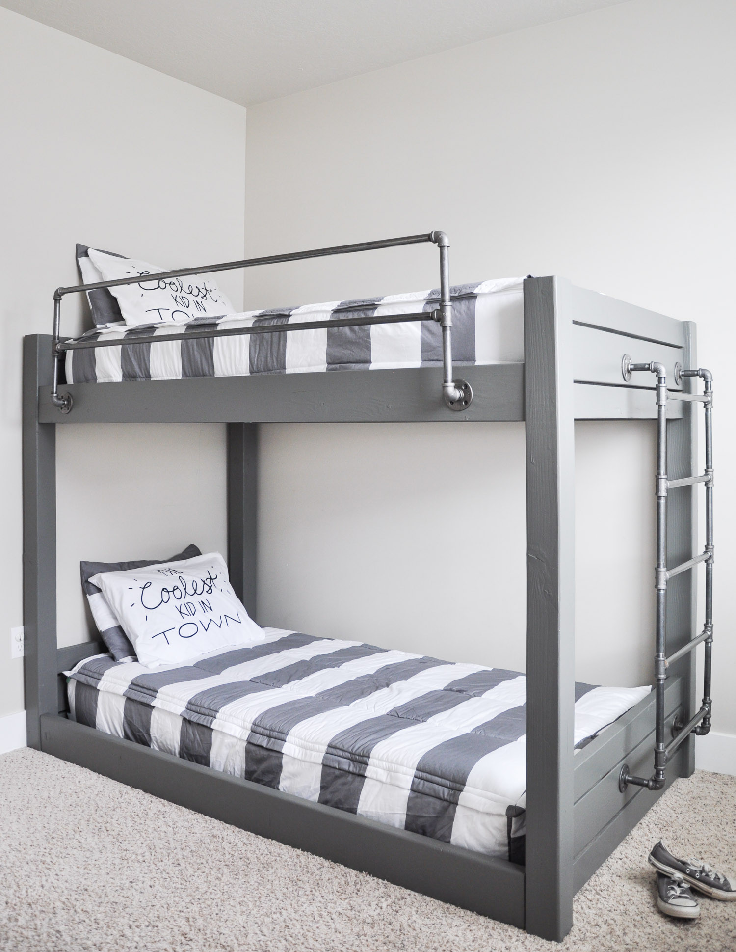 DIY Kids Bed Plans
 35 Free DIY Bunk Bed Plans to Save Your Bedroom Space