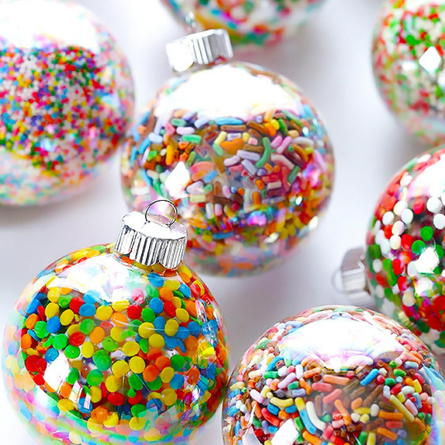 DIY Kids Christmas Ornaments
 10 DIY Holiday Ornaments Kids Can Help You Make