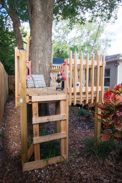 DIY Kids Fort
 DIY Tree Forts and Deck Bring Out the Neighborhood Kids