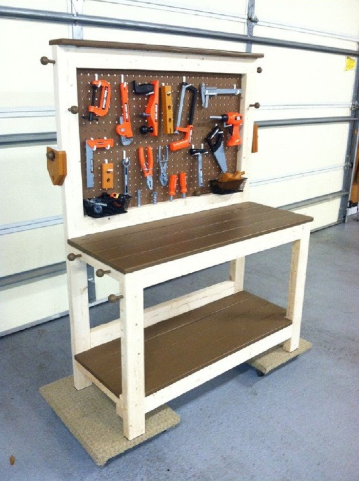 DIY Kids Work Bench
 How to Make A DIY Kids Workbench