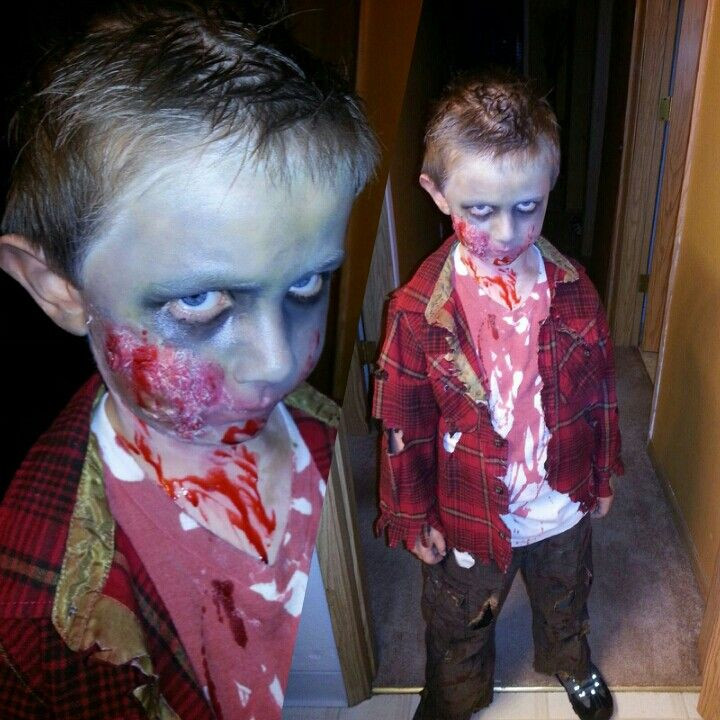 DIY Kids Zombie Costume
 Best 25 Kids zombie costumes ideas on Pinterest