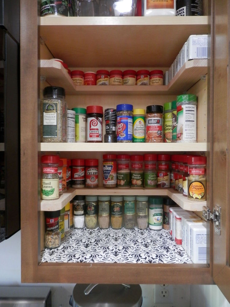 DIY Kitchen Cabinet Organizers
 DIY Spicy Shelf organizer