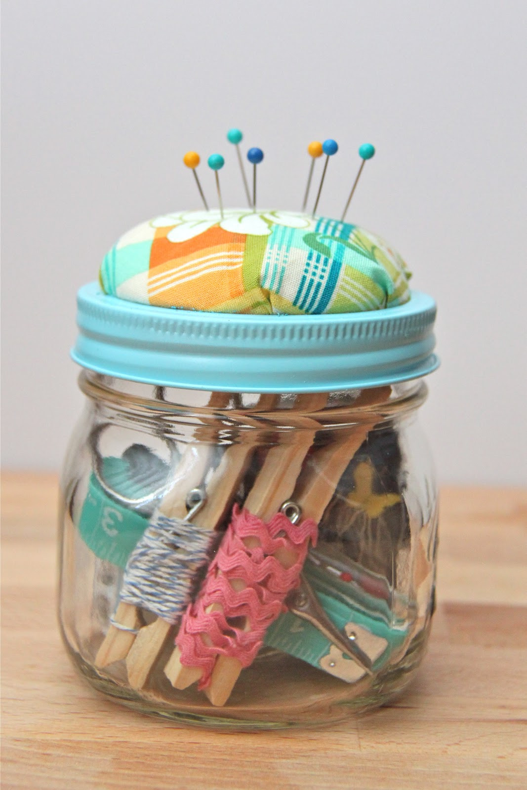 DIY Kits Gifts
 DIY Beginner Sewing Kit Gift Idea TUTORIAL Smashed Peas