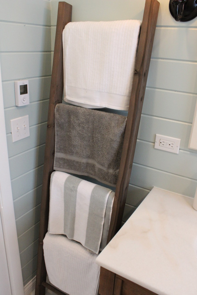 DIY Ladder Towel Rack
 16 Awesome DIY Towel Holders to Spruce Up Your Bath