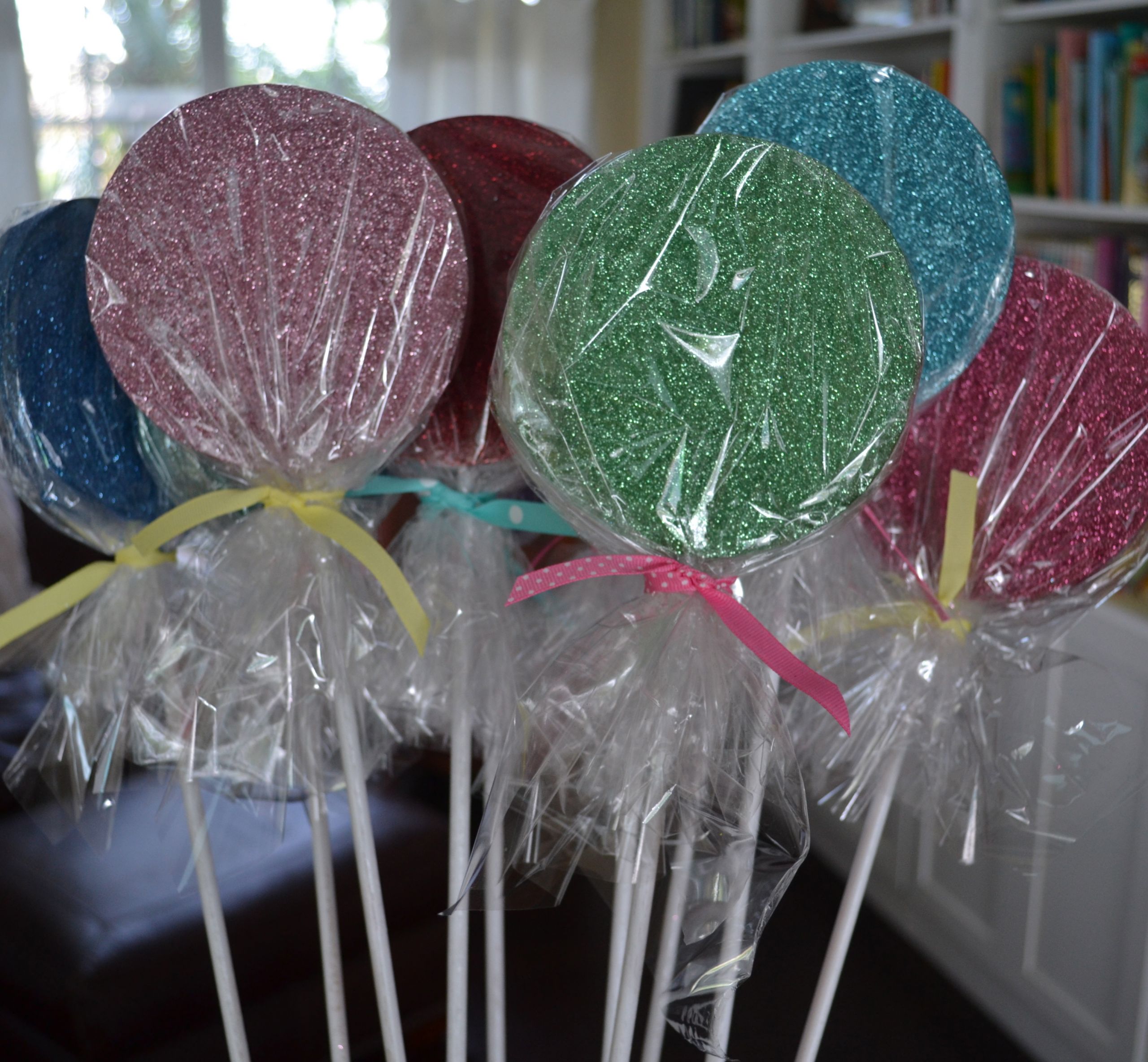DIY Lollipop Decorations
 DIY Glitter Lollipops for your Sweet Shop Party