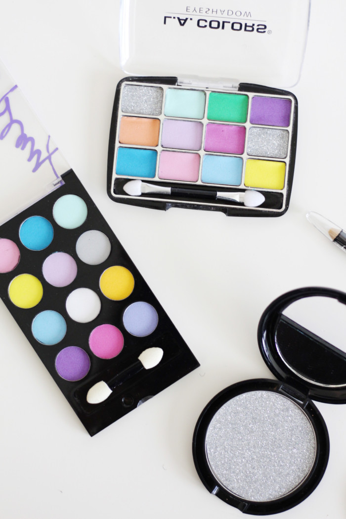 DIY Makeup Kit
 DIY Pretend Makeup Kit for Kids