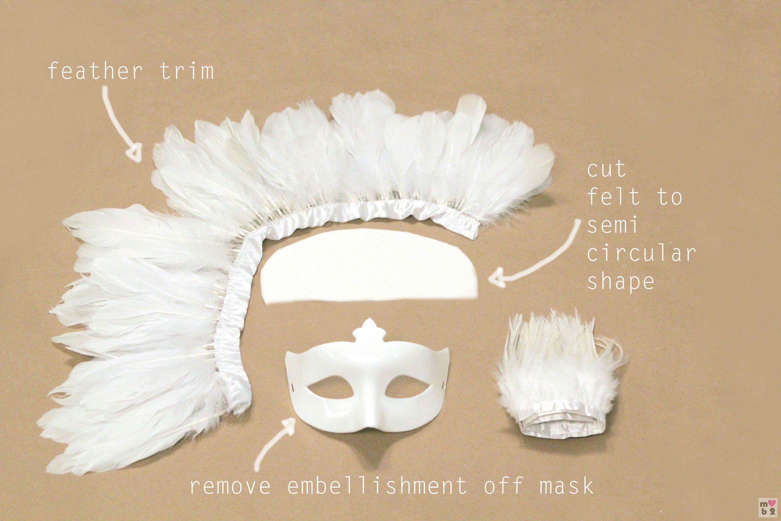 DIY Masquerade Masks
 DIY masquerade mask