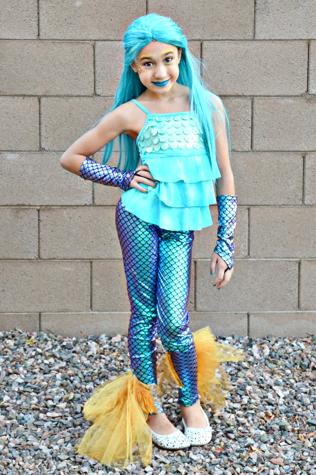 DIY Mermaid Halloween Costumes
 DIY Mermaid Costume learn how to add a mermaid fin tail