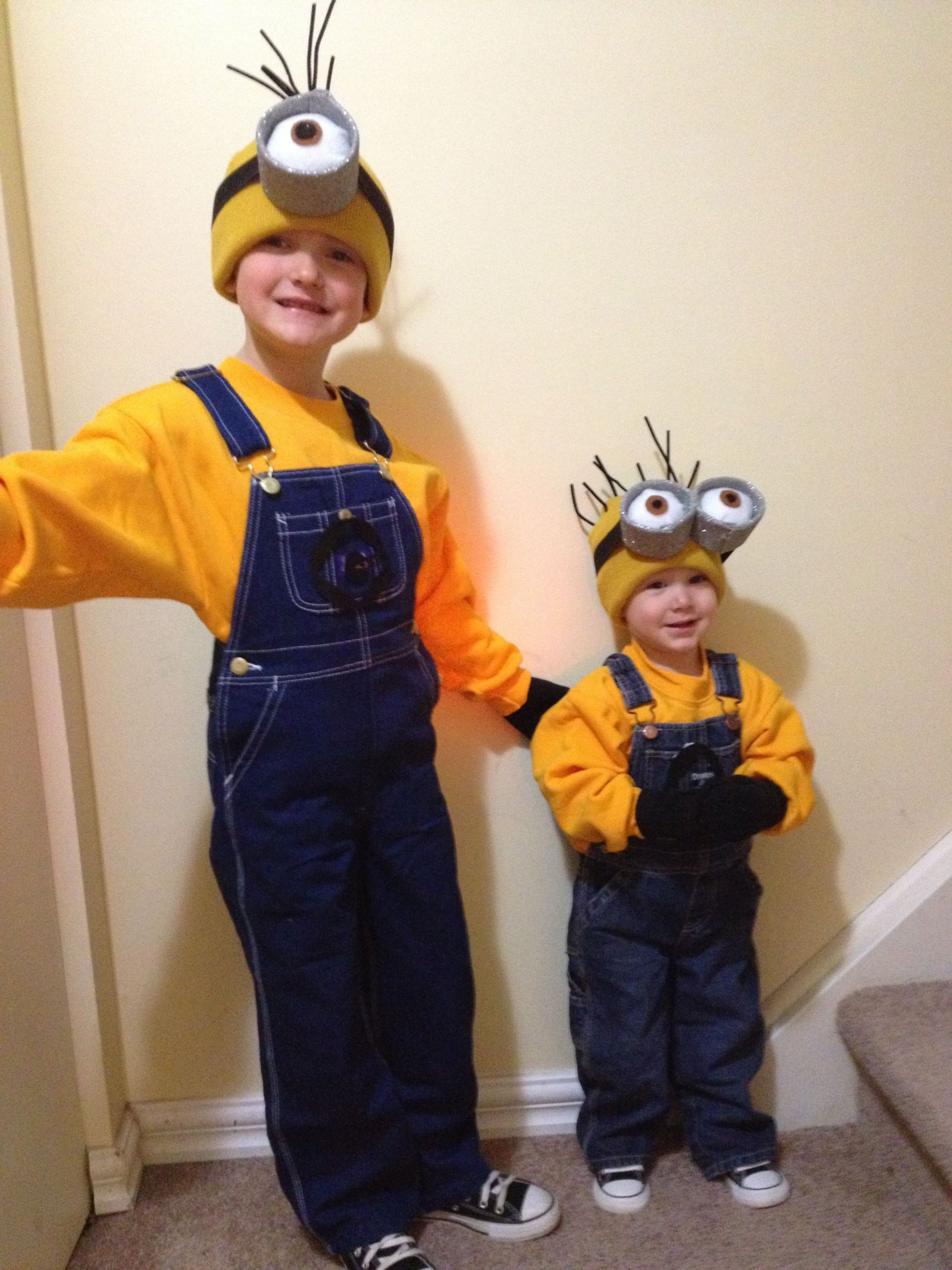 DIY Minion Costume For Kids
 Minion costume Despicable Me Maybe Gavin will want to be