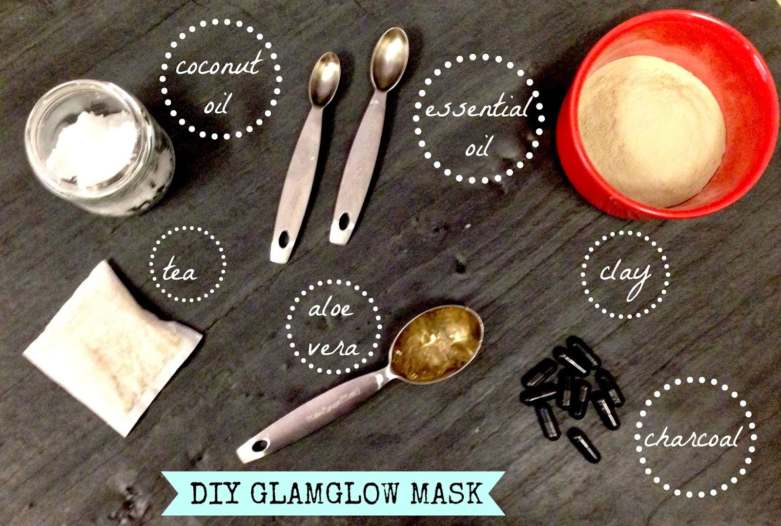 DIY Mud Mask
 DIY GlamGlow Face Mask