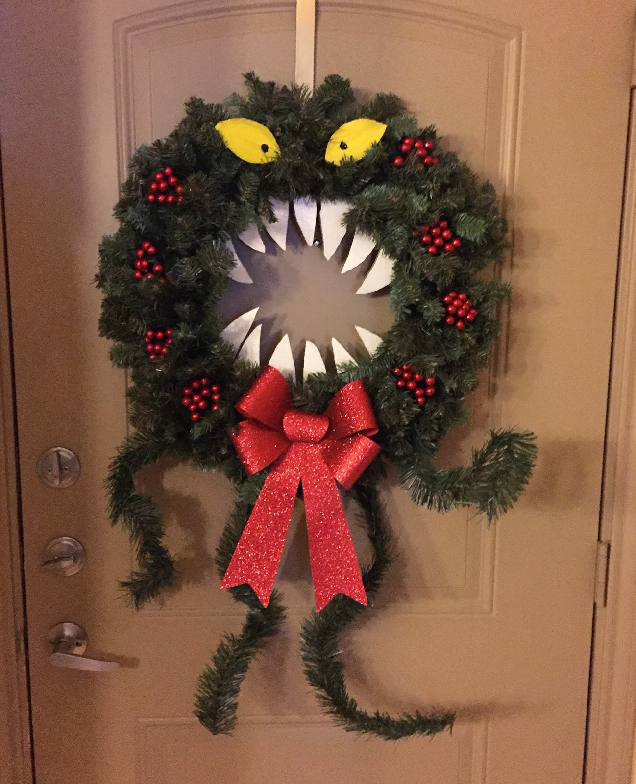 DIY Nightmare Before Christmas Decorations
 Halloween Wreath DIY Ideas That are Beyond Easy to Do