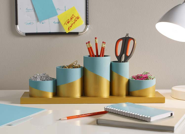 DIY Office Organizer
 15 DIY Desk Organizers For More Productive Work Style