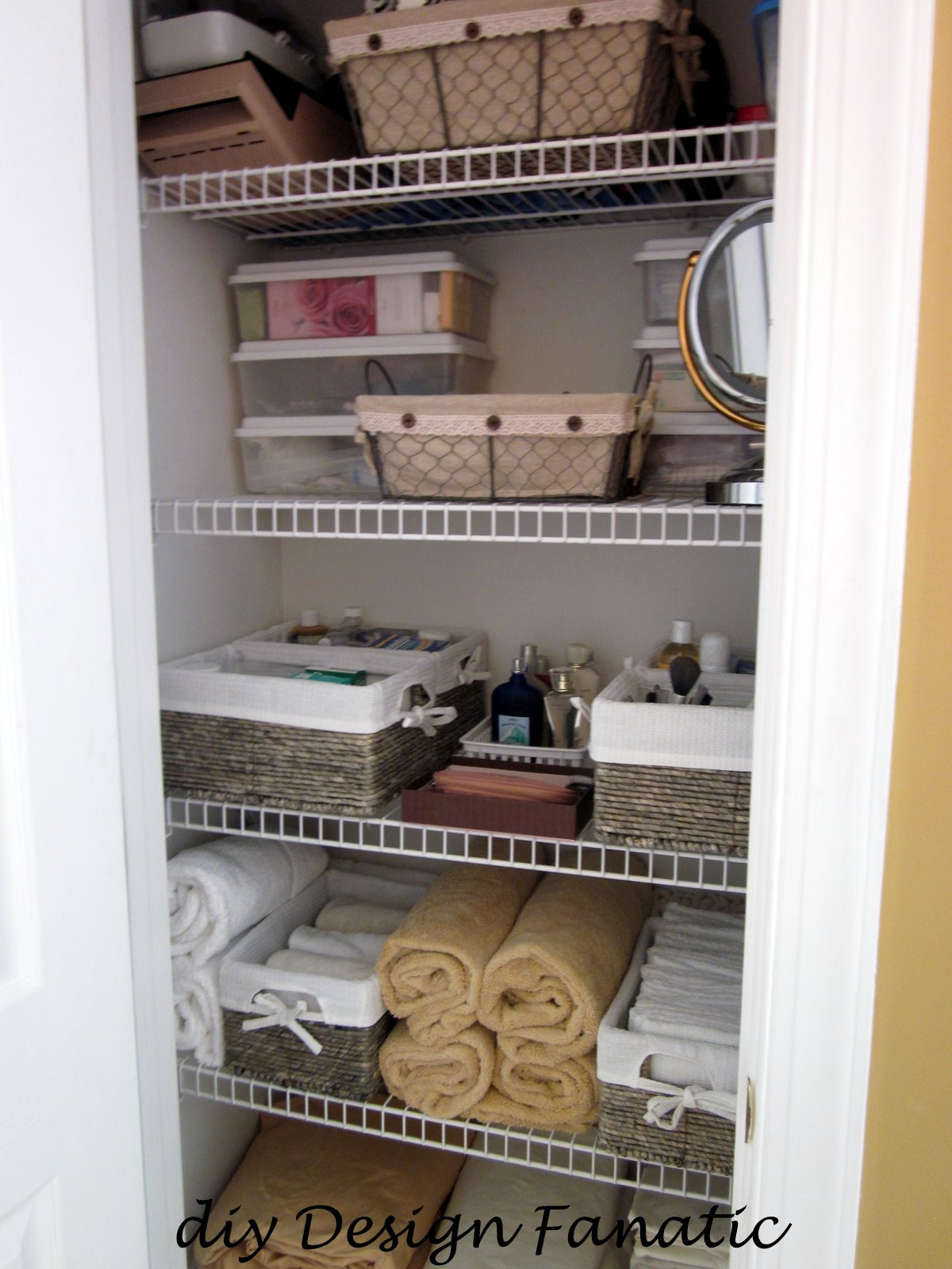 DIY Organize Closet
 organization