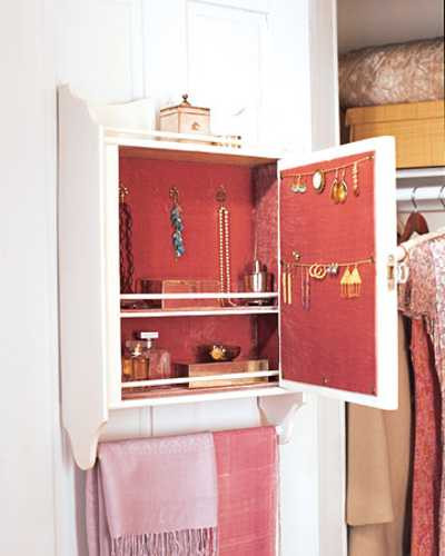 DIY Organizers For Bedroom
 20 DIY Bedroom Organizers Enhancing Recycling Ideas with