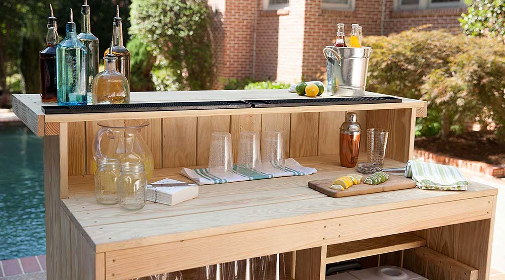 DIY Outdoor Bar
 Relax Have a Cocktail with These DIY Outdoor Bar Ideas
