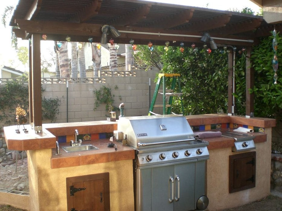 DIY Outdoor Bbq Island
 15 DIY Outdoor Kitchen Plans That Make It Look Easy