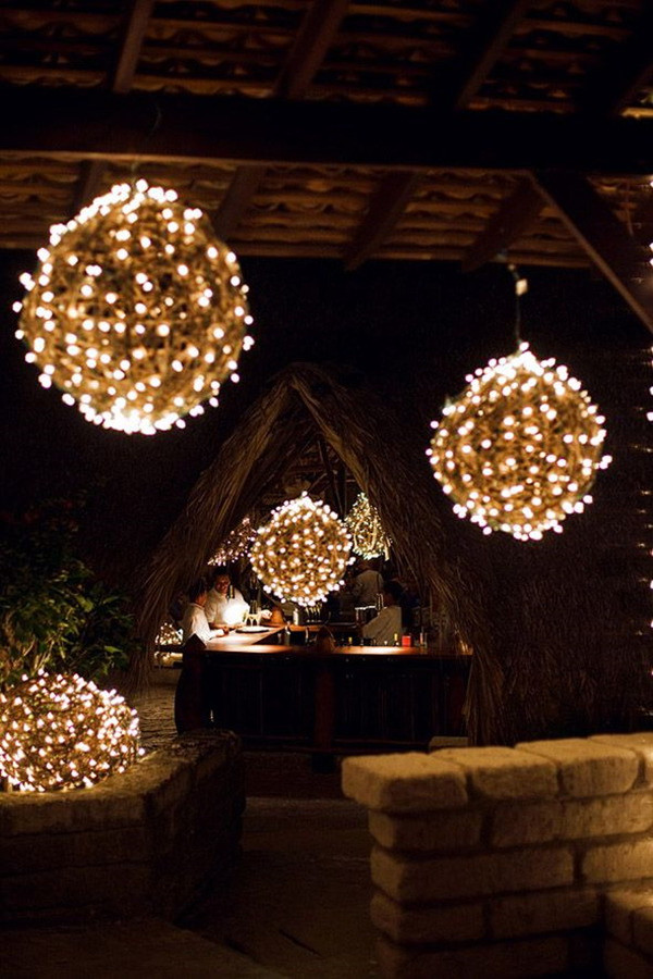DIY Outdoor Christmas Light Decorations
 35 Beautiful Christmas Lighting Decoration Ideas For