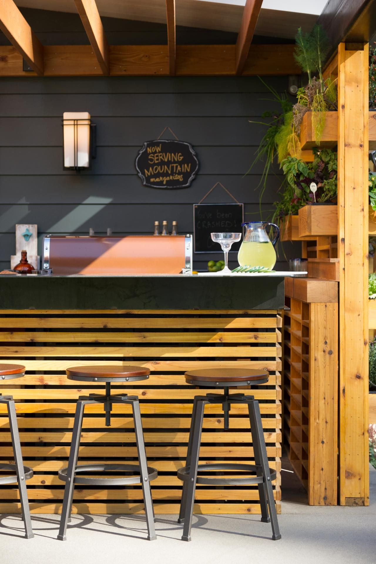 DIY Outdoor Countertop Ideas
 Outdoor Kitchen From DIY Network Blog Cabin 2015