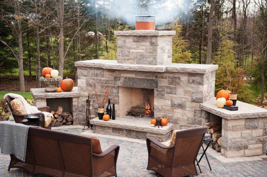 DIY Outdoor Fireplace Ideas
 Decorate Your Garden with a DIY Outdoor Fireplace