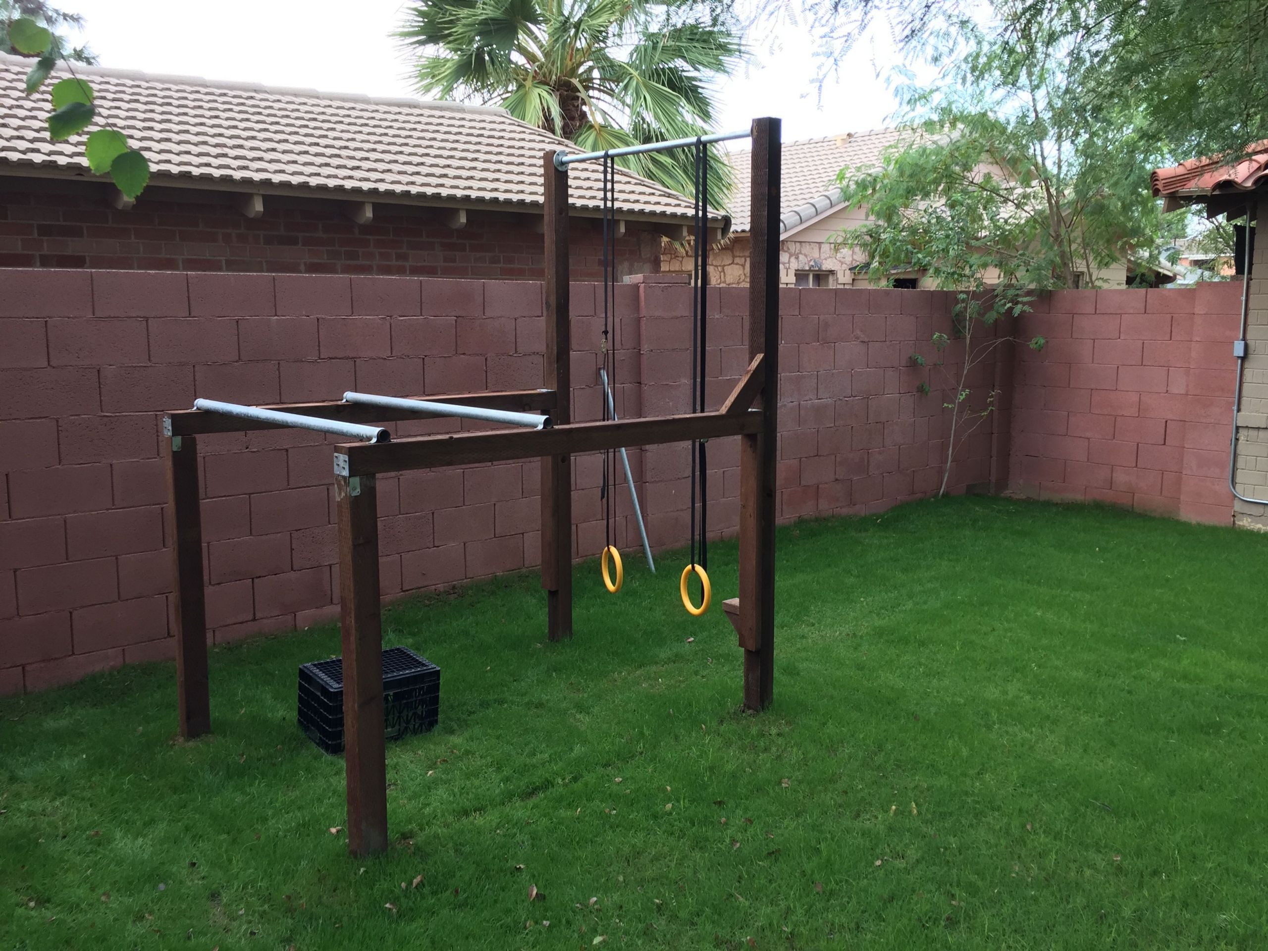 DIY Outdoor Gymnastics Bar
 calisthenics home gym rings dip pull up