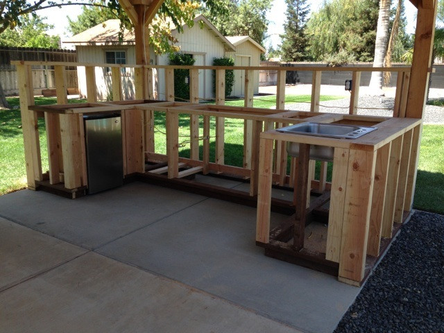 DIY Outdoor Kitchen Frames
 Wake Construction