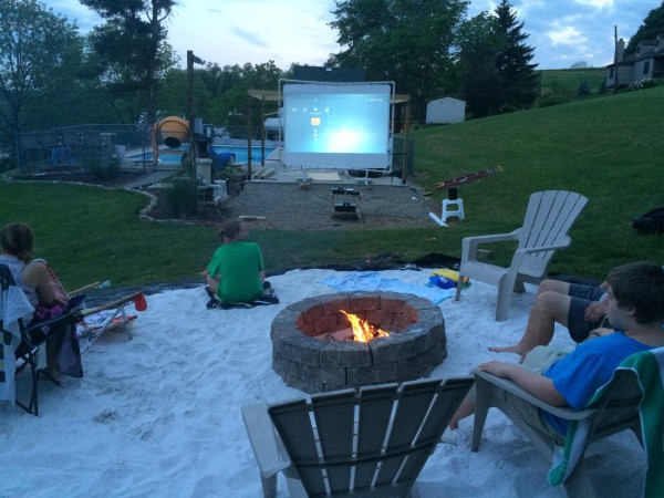DIY Outdoor Movie Projector
 DIY Backyard Ideas LittleThings