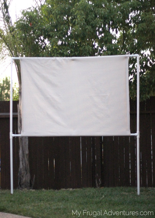 DIY Outdoor Movie Screen Material
 How To Build An Outdoor Movie Screen My Frugal Adventures