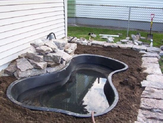 DIY Outdoor Pond
 21 DIY Water Pond Ideas