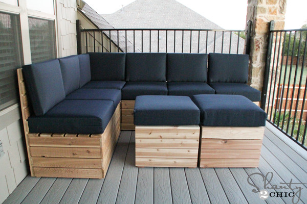 DIY Outdoor Sectional
 DIY Modular Outdoor Seating Shanty 2 Chic