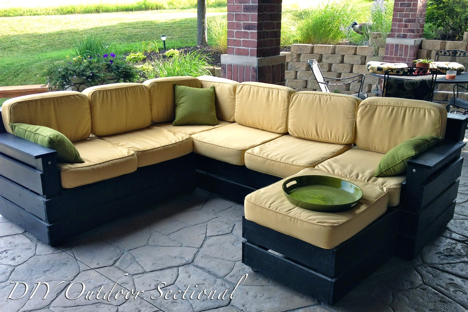 DIY Outdoor Sectional Sofa
 DIY Why Spend More DIY Outdoor Sectional