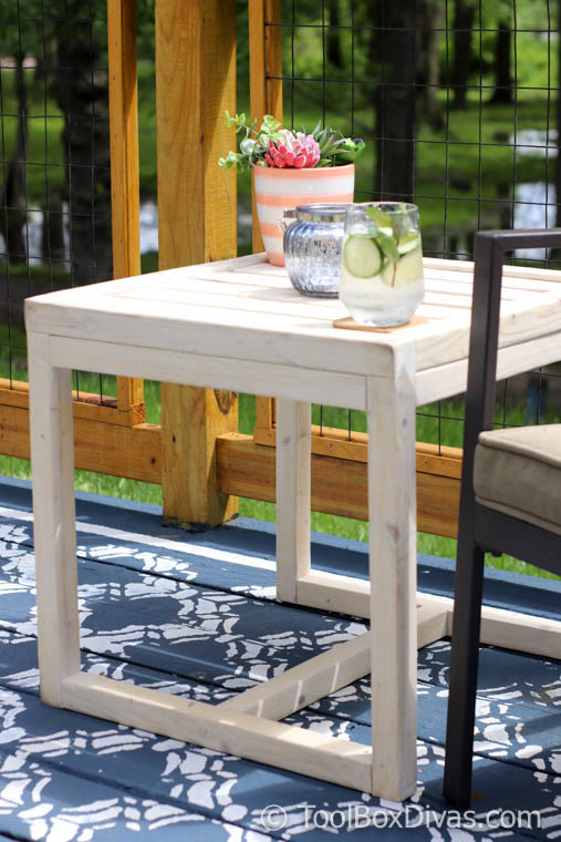 DIY Outdoor Side Table
 Simple $10 DIY Outdoor Side Table ToolBox Divas
