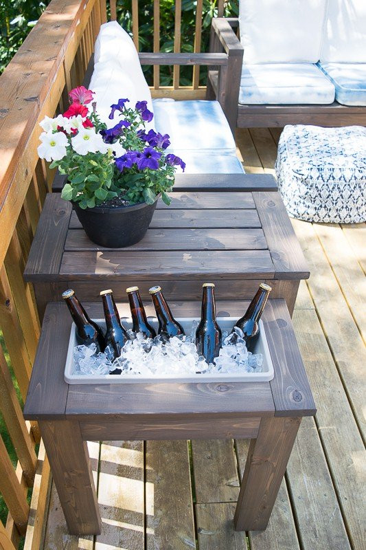 DIY Outdoor Side Table
 40 Awesome DIY Side Table Ideas for Outdoors and Indoors