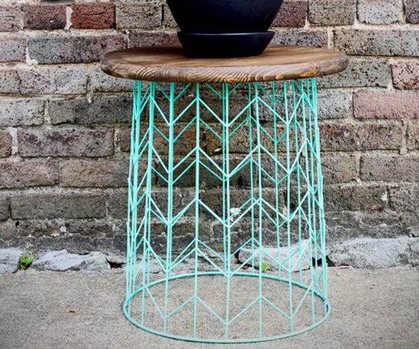 DIY Outdoor Side Tables
 40 Awesome DIY Side Table Ideas for Outdoors and Indoors
