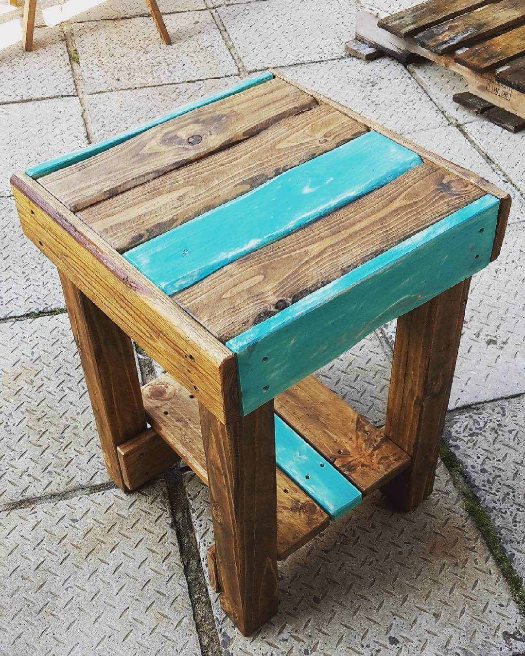 DIY Outdoor Side Tables
 Diy Outdoor Side Table Grottepastenaecollepardo
