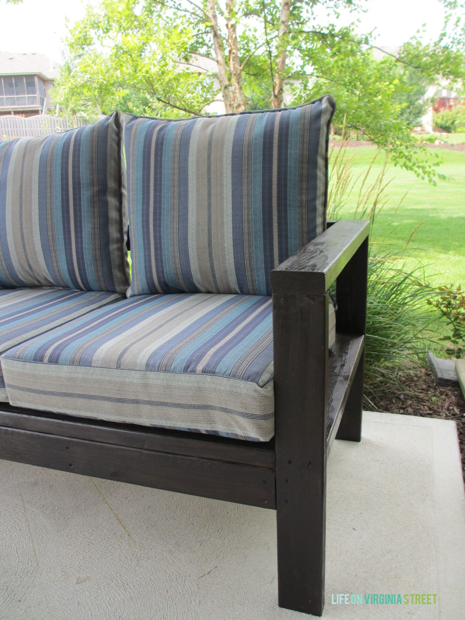 DIY Outdoor Sofa Cushions
 DIY Outdoor Couch