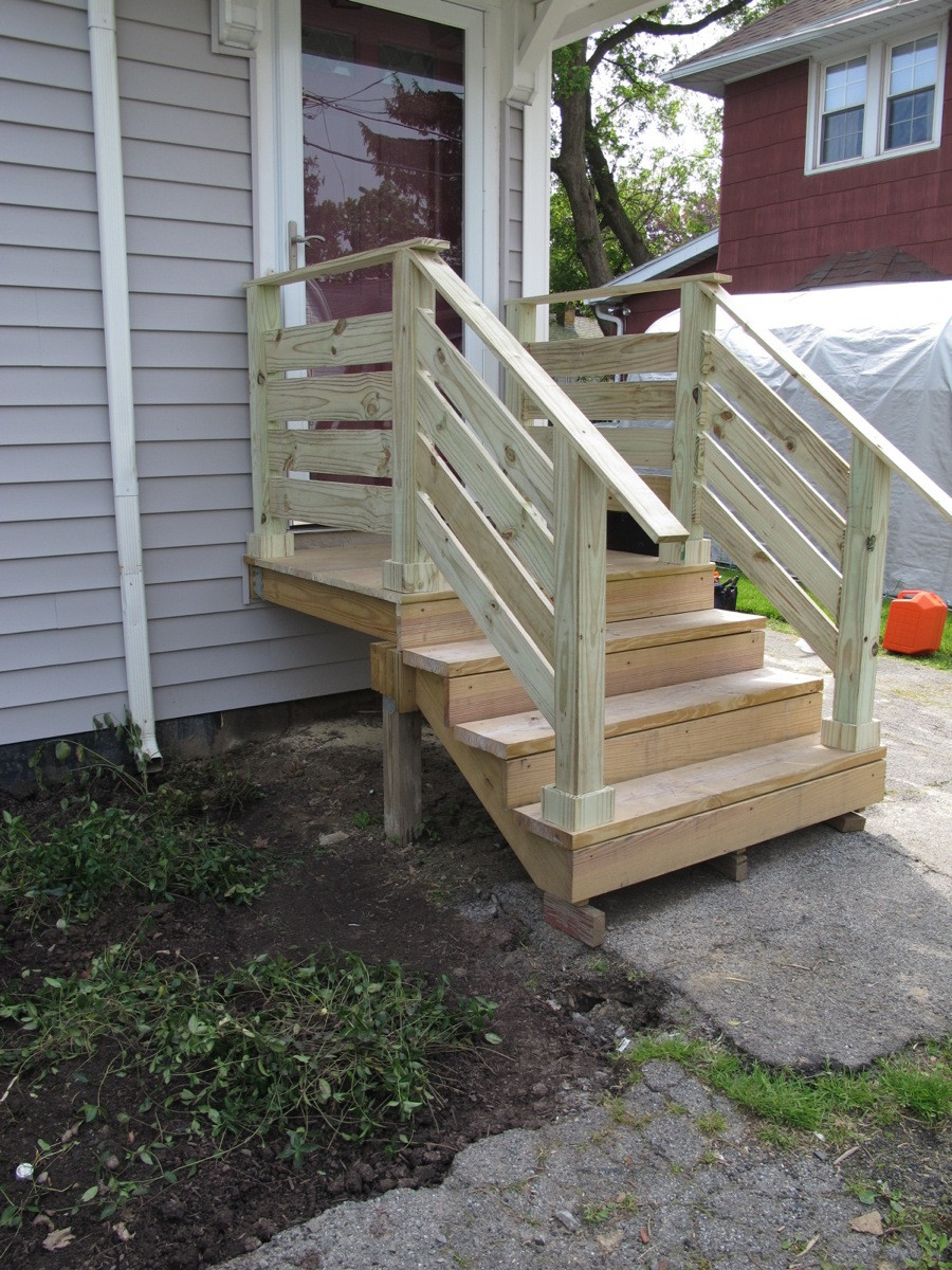 DIY Outdoor Steps
 DIY Front Porch Railings