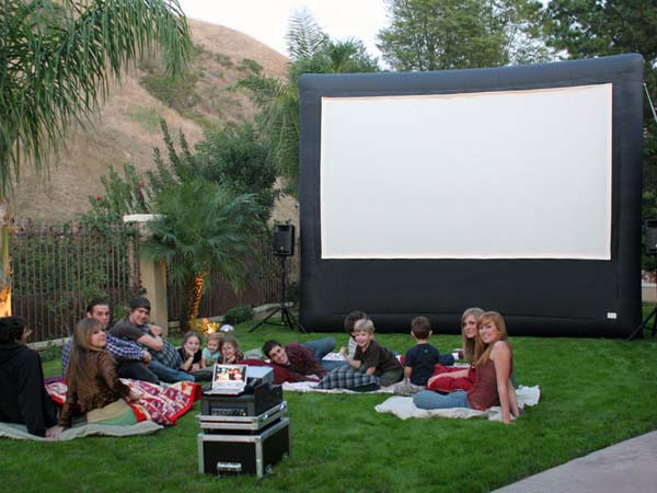 DIY Outdoor Theatre Screen
 Ideas for Outdoor Movie Screen