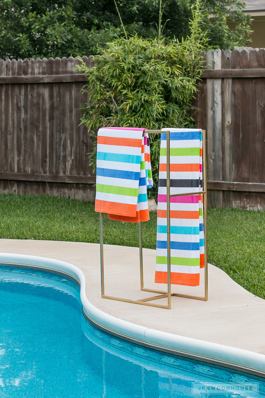 DIY Outdoor Towel Rack
 DIY Metal Towel Rack – The House of Wood