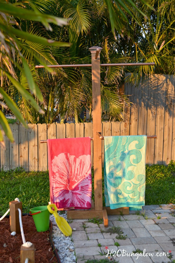 DIY Outdoor Towel Rack
 DIY Outdoor Standing Towel Rack H20Bungalow