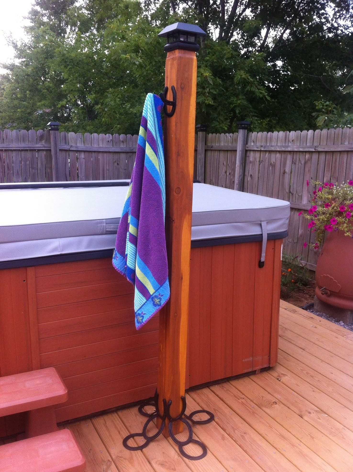 DIY Outdoor Towel Rack
 Image result for poolside pallet towel rack With images