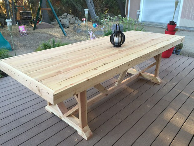 DIY Outdoor Wooden Table
 DIY Outdoor Dining Tables