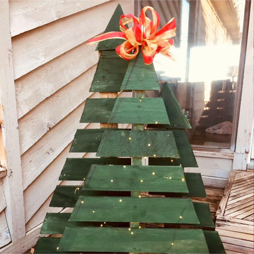 DIY Pallet Christmas Trees
 DIY Pallet Christmas Tree Ideas We Tried It Involvery