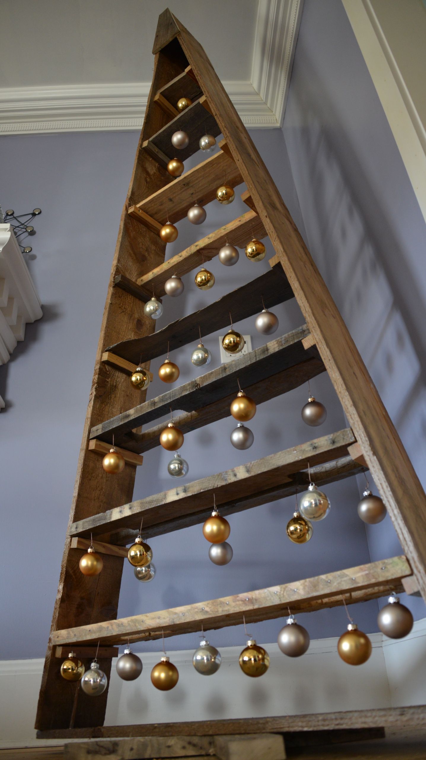 DIY Pallet Christmas Trees
 Get started upcycling pallets with a few tips we ve
