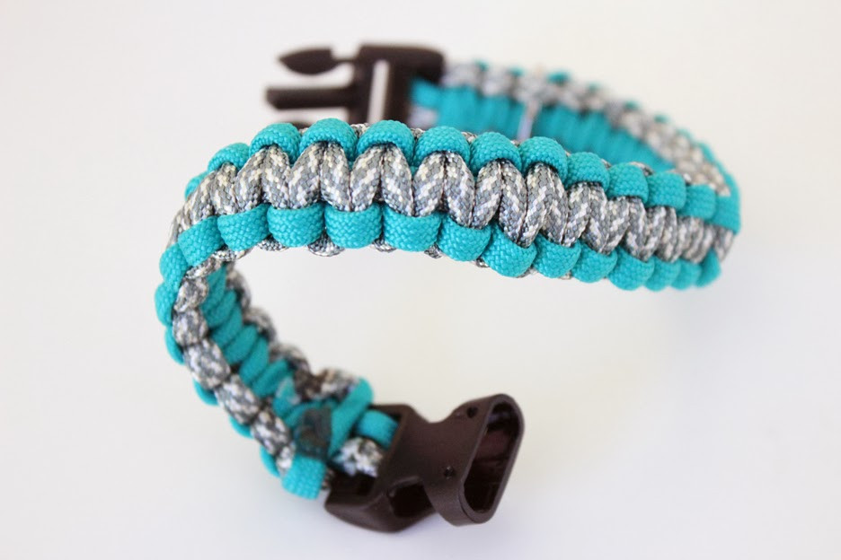 DIY Paracord Dog Collar
 DIY Paracord Dog Collar Fashion meets Food