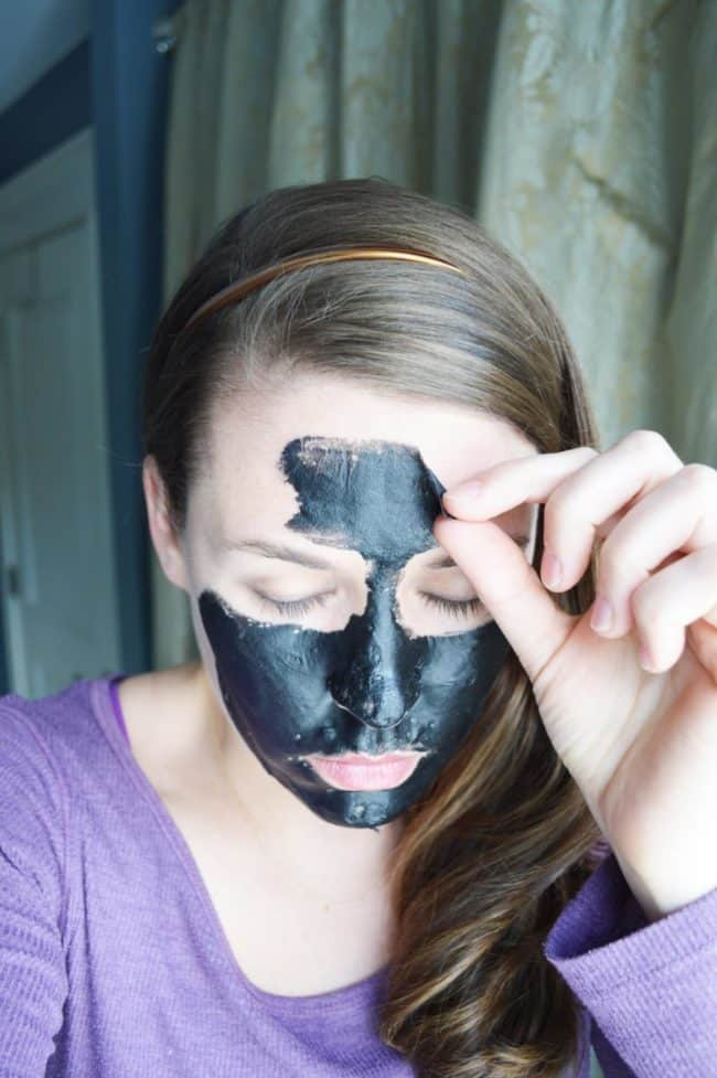 DIY Peel Mask
 DIY Charcoal Peel f Mask Easy Blackhead Busting Mask