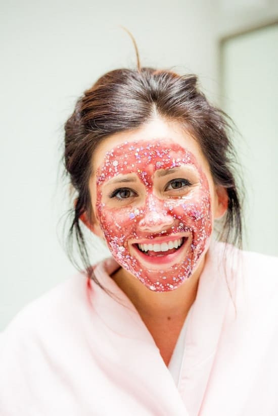 DIY Peeling Face Mask
 46 Homemade DIY Peel f Face Mask Recipes ⋆ Bright Stuffs