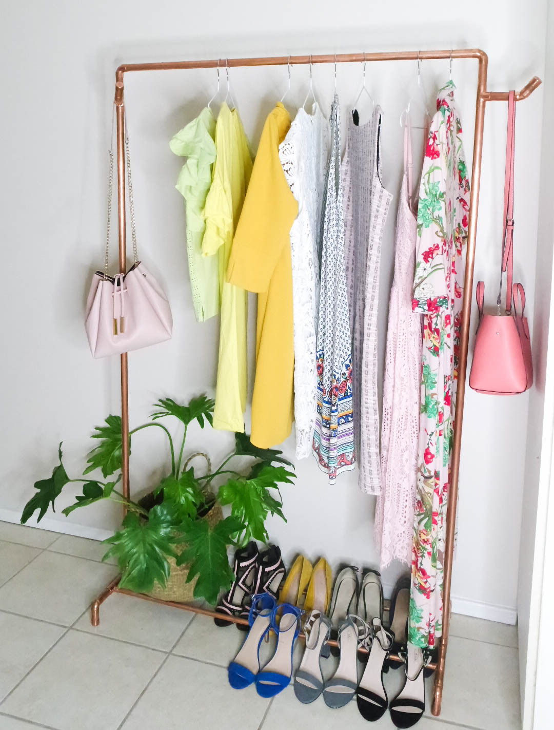 DIY Pipe Clothes Rack
 diy copper pipe clothing rack ByLungi