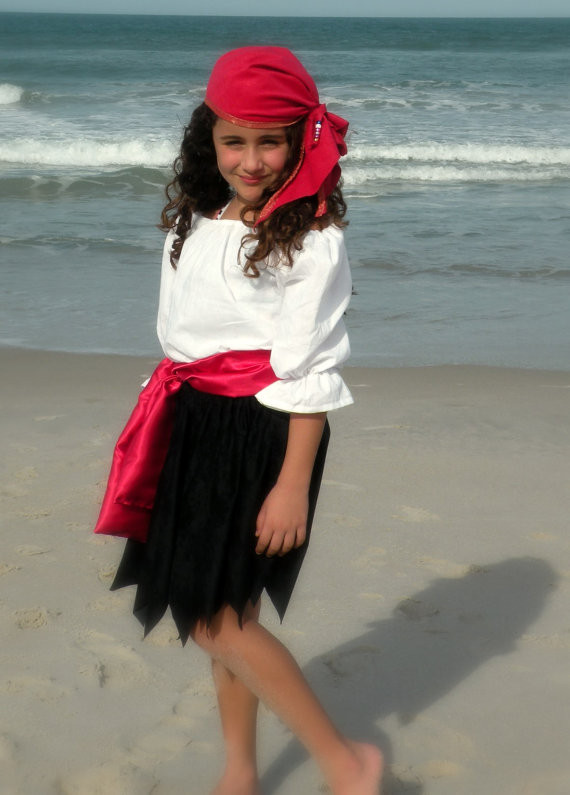 DIY Pirate Costumes For Kids
 Child Pirate Pirates Girl Halloween Costume size 6