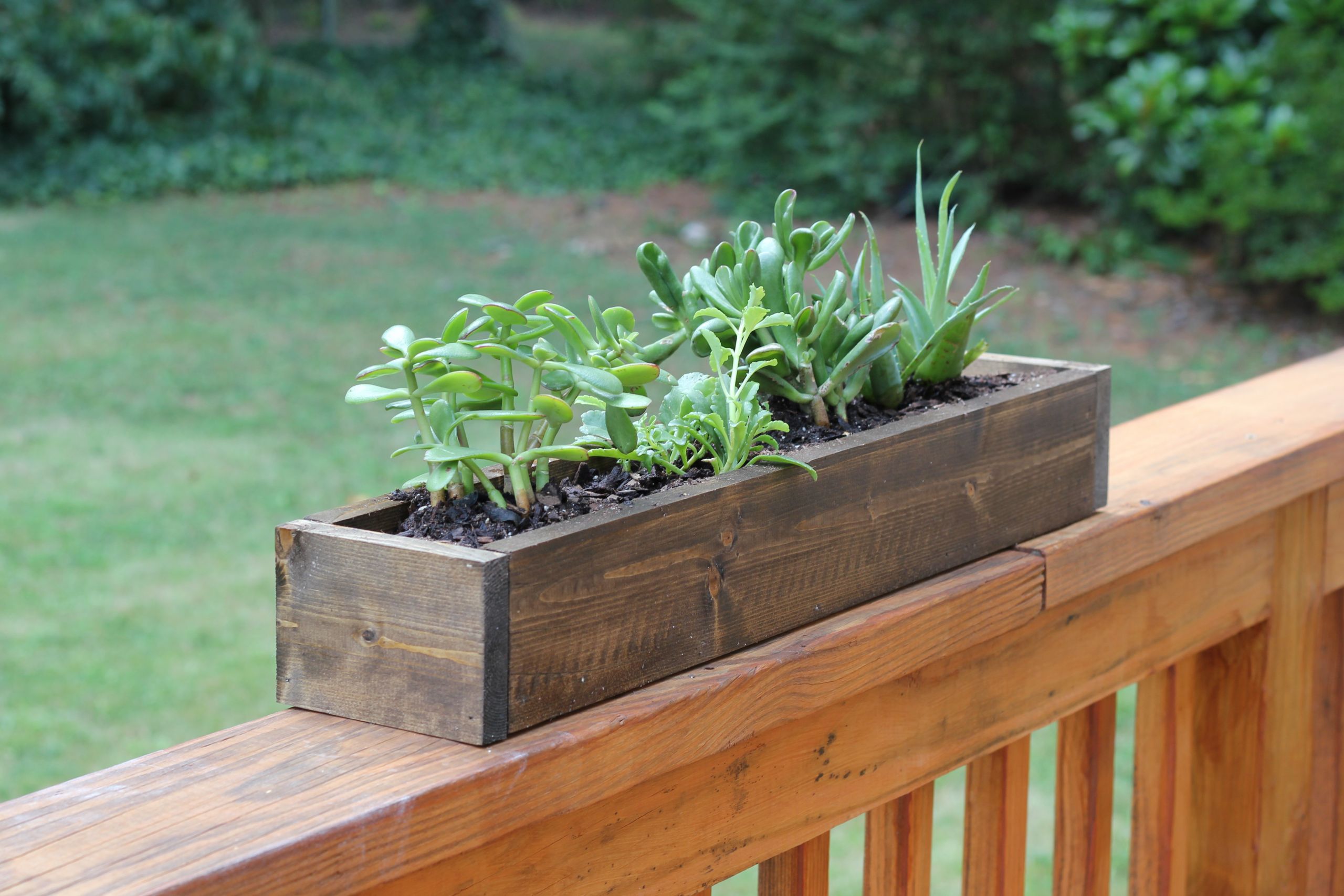 DIY Planter Boxes
 Apartment DIY Build Your Own Planter Box
