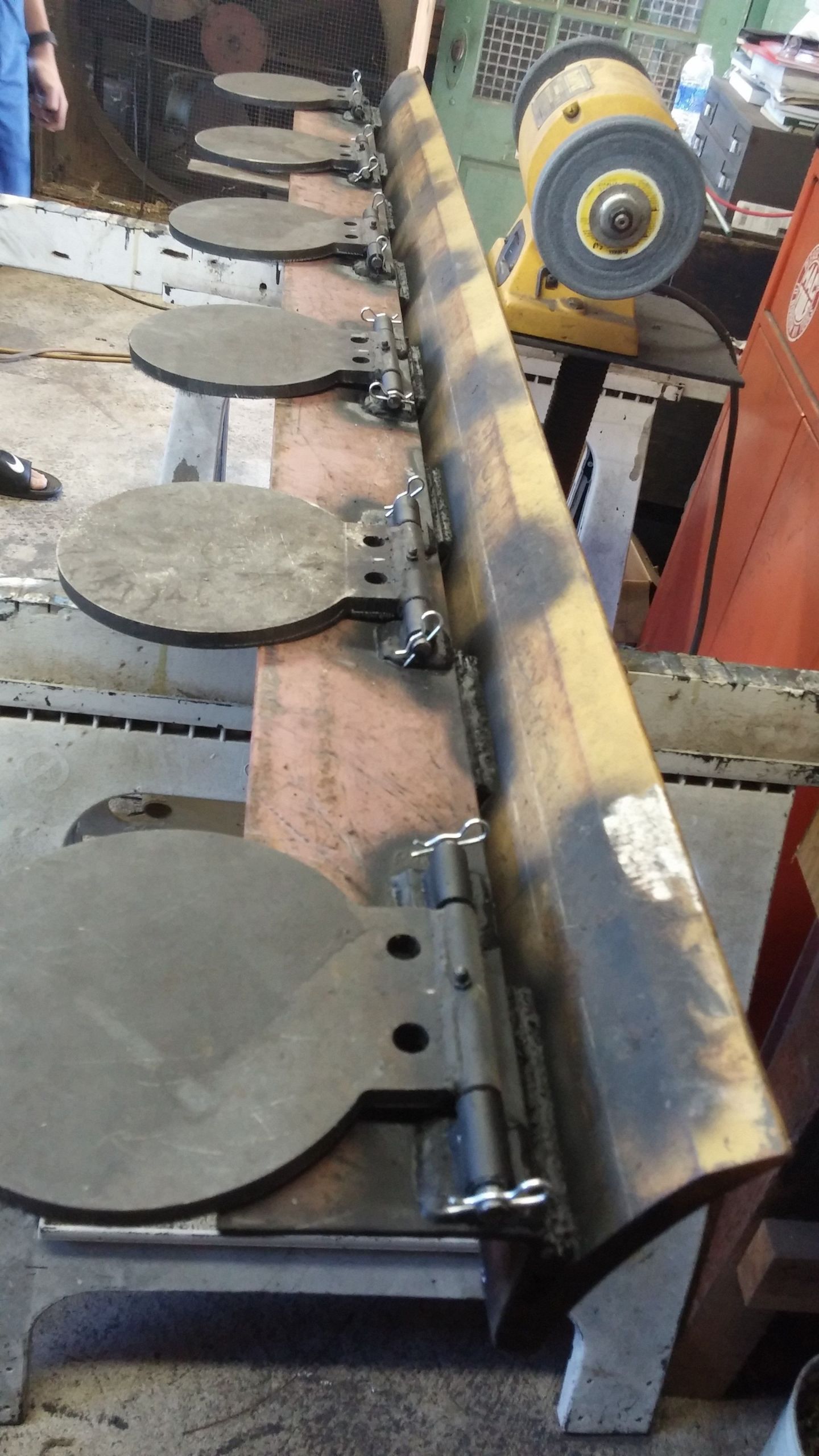 DIY Plate Rack Target
 Steel Shooting Plate Rack